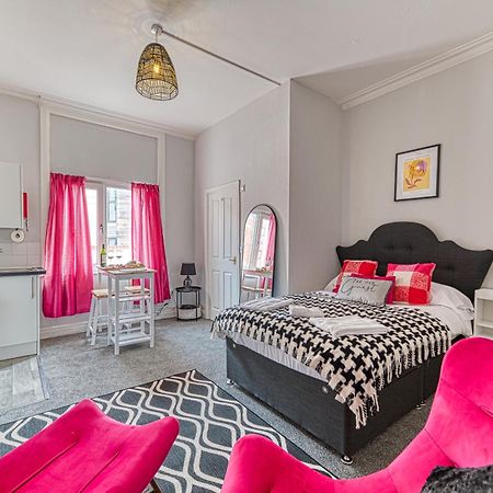 Chester Heights By Guestz Extérieur photo