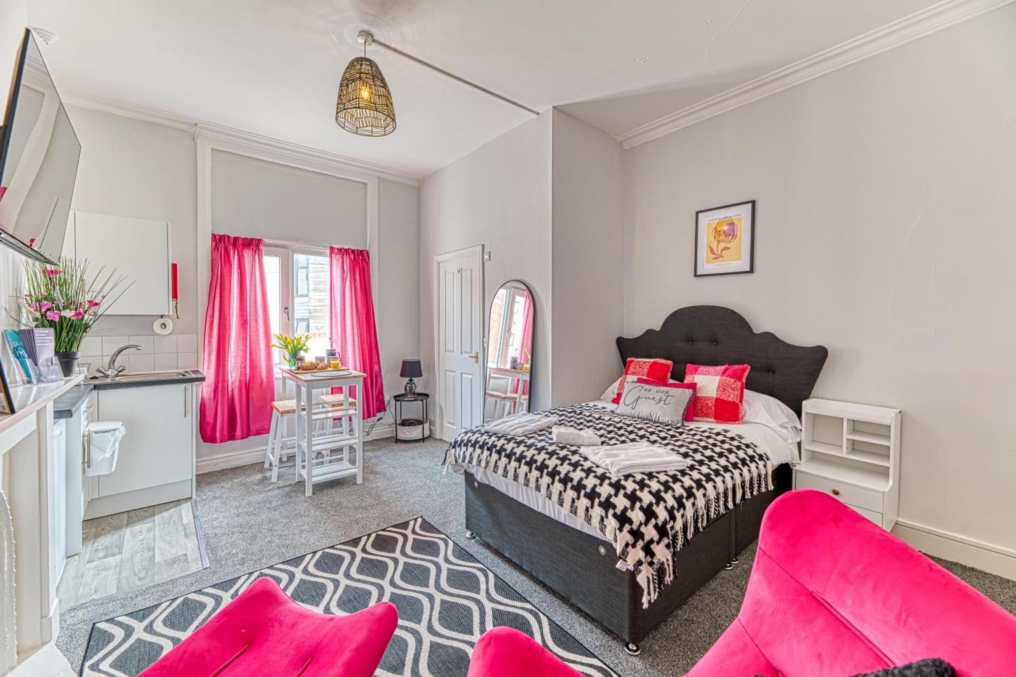 Chester Heights By Guestz Extérieur photo