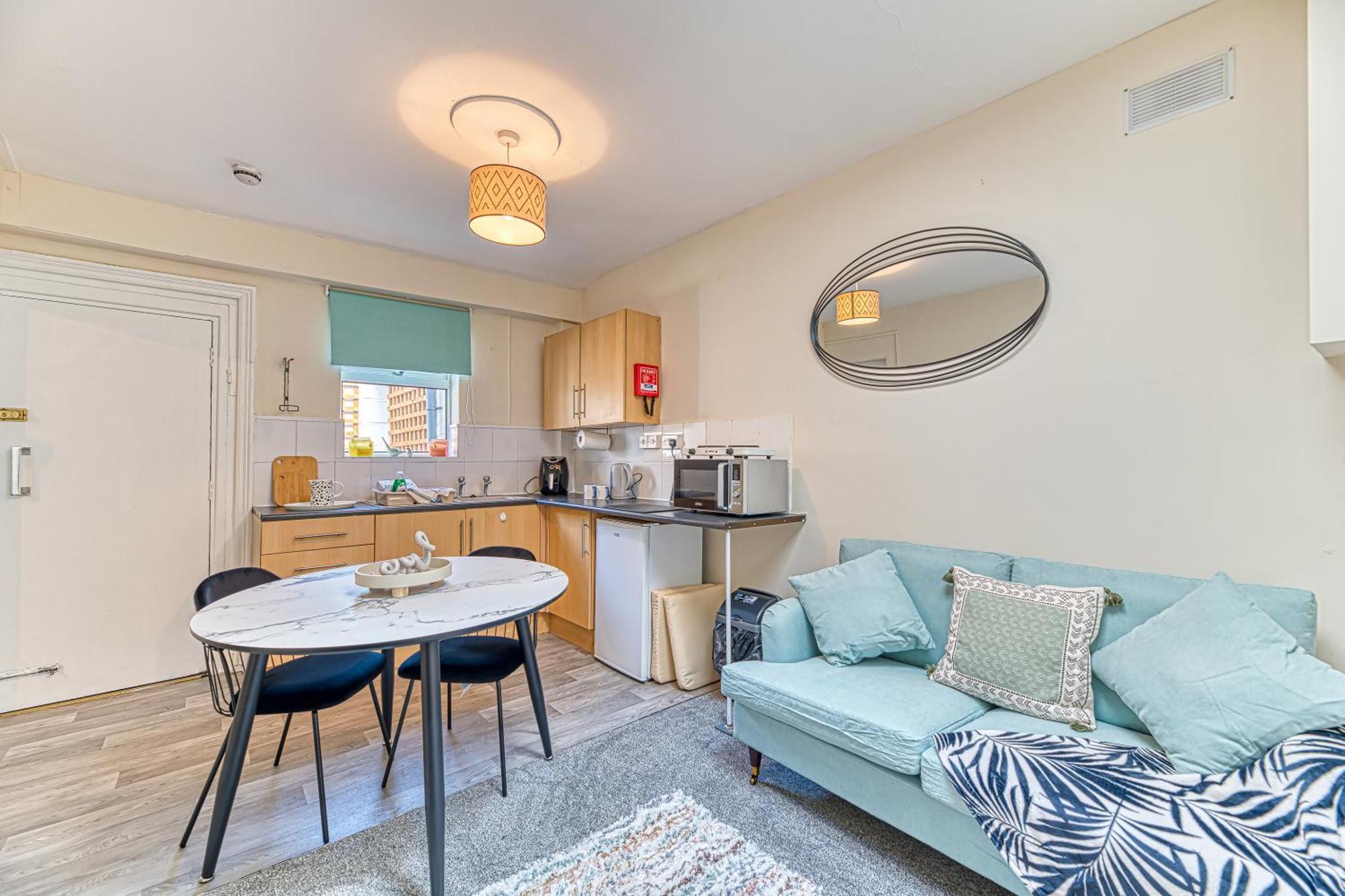 Chester Heights By Guestz Extérieur photo