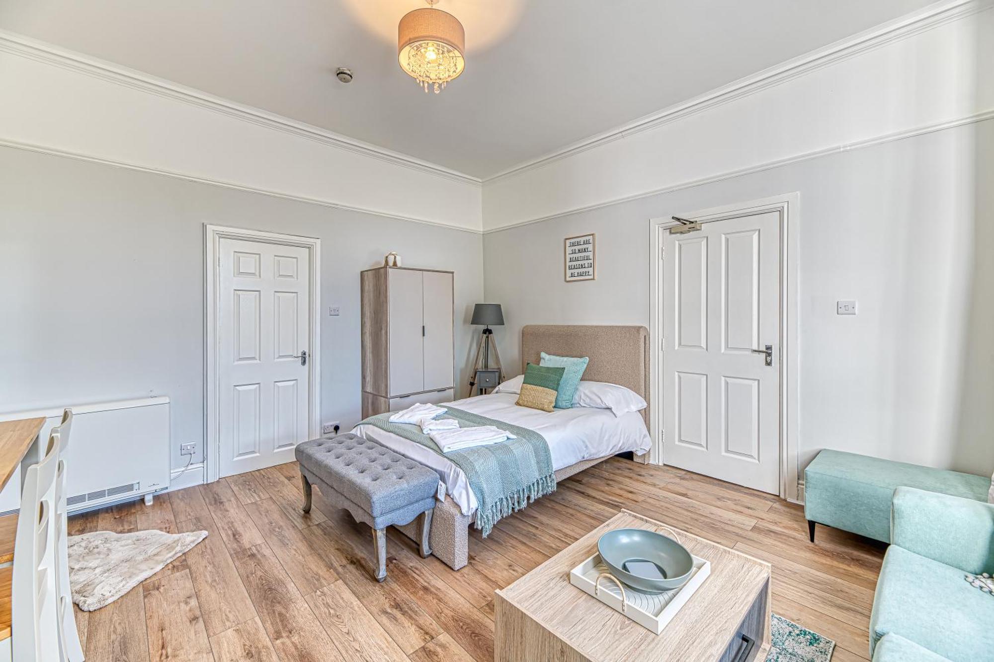 Chester Heights By Guestz Extérieur photo